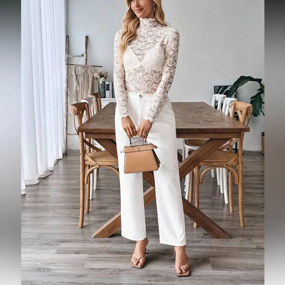 Elegant Beige Lace Long Sleeve Top